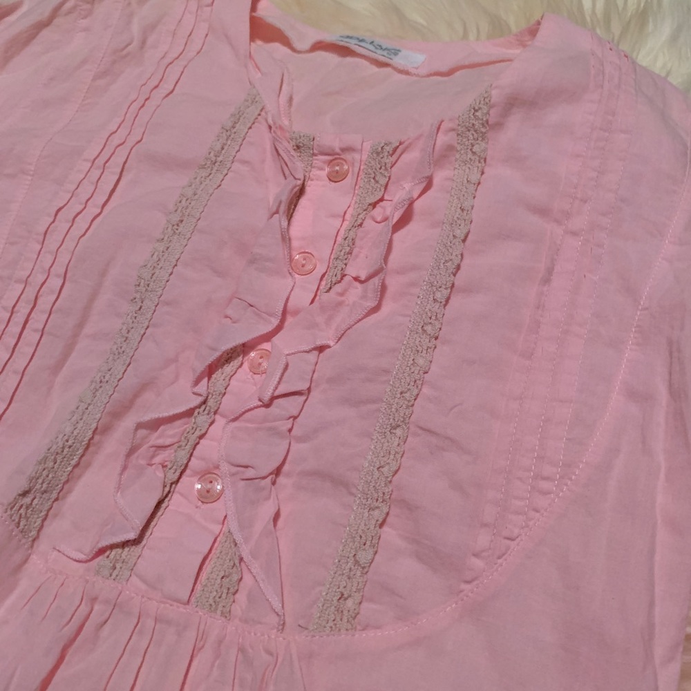 Pink blouse - Picture 2 of 3